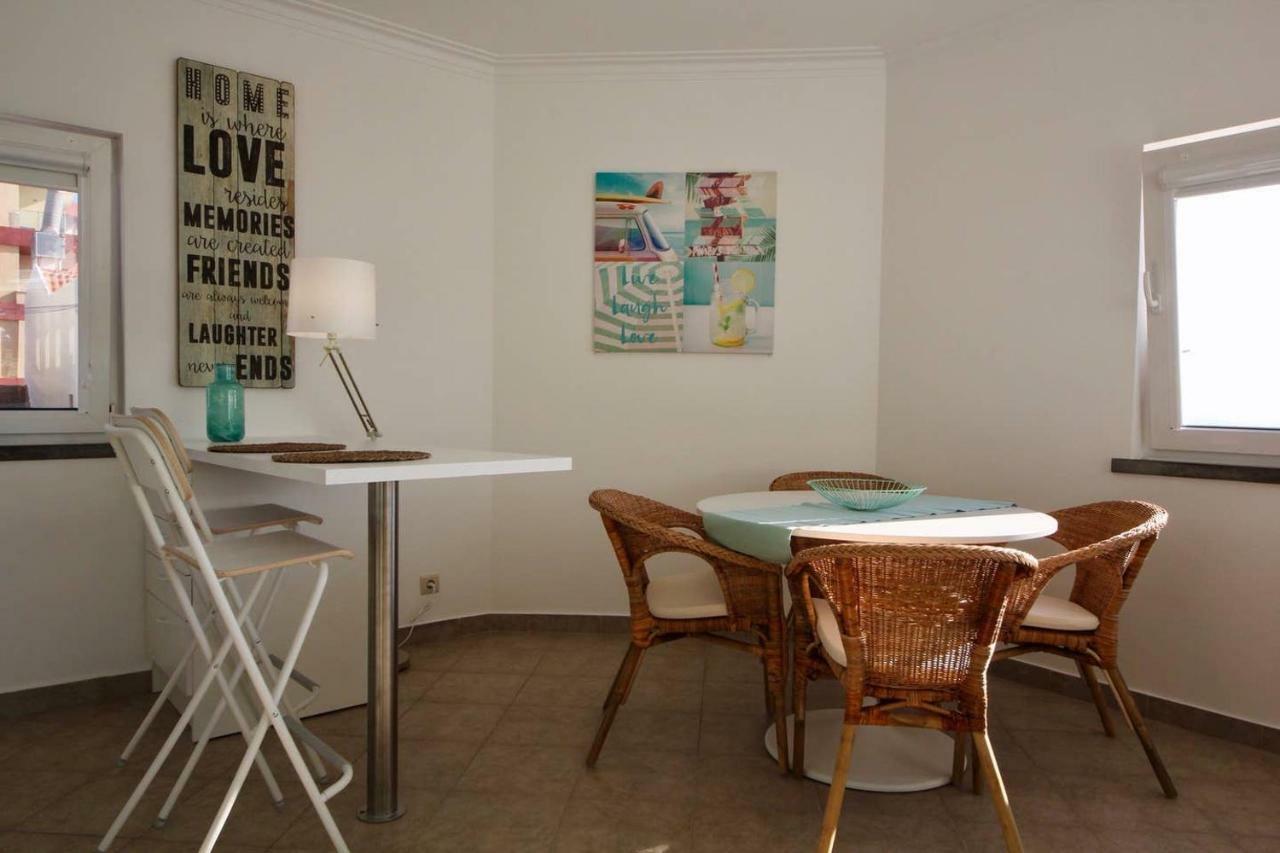 Avencas Beach House - Ocean View Lisbona Esterno foto